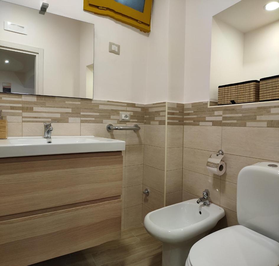 Etnacity Guest House Apartment カターニア エクステリア 写真