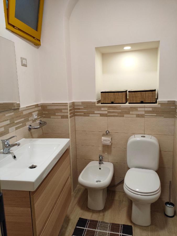 Etnacity Guest House Apartment カターニア エクステリア 写真