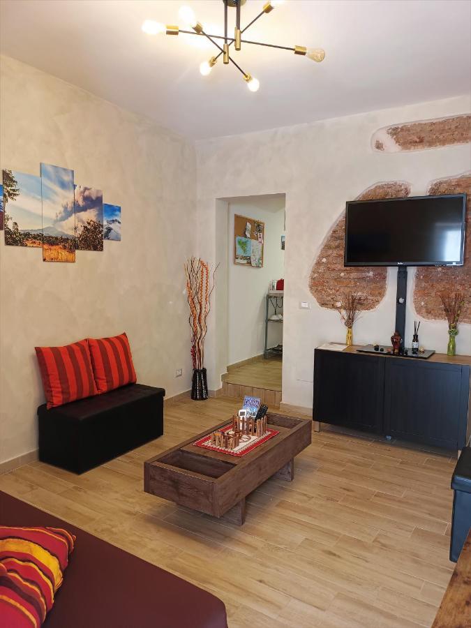 Etnacity Guest House Apartment カターニア エクステリア 写真
